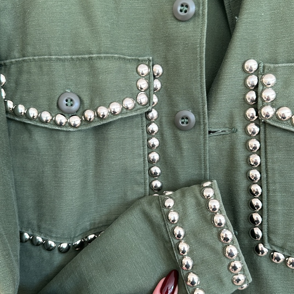 American Vintage Cropped Green Jacket with Silver Studs - Picture 3 of 5